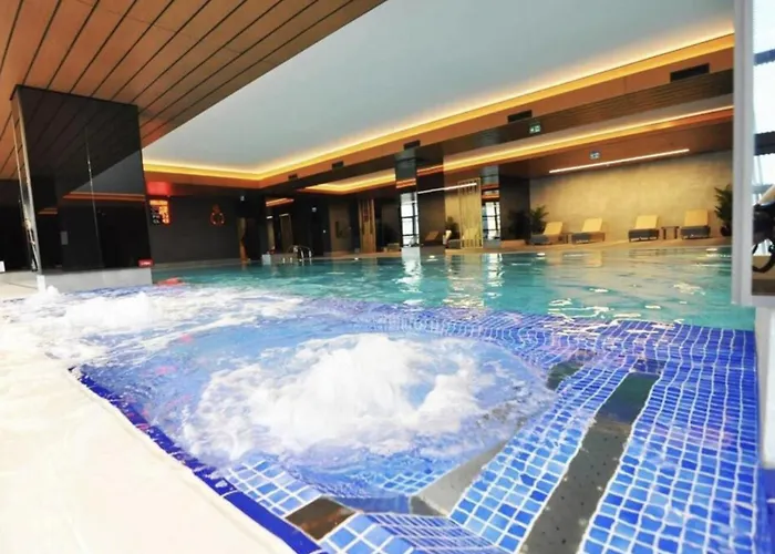 Elegant 1bd Terrace Gem Poolparking! #344 Appartement