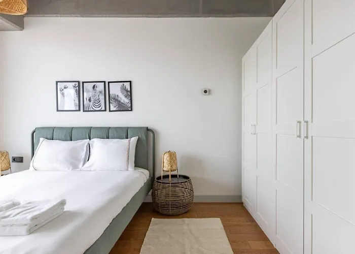 Elegant 1bd Terrace Gem Poolparking! #344