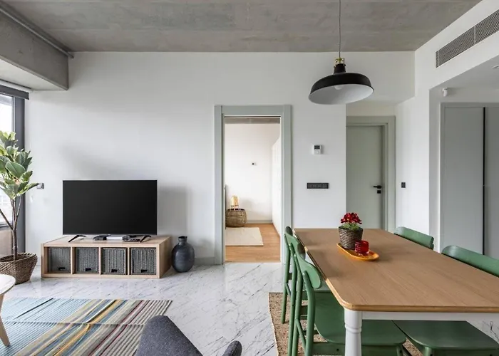 Appartement Elegant 1bd Terrace Gem Poolparking! #344 *