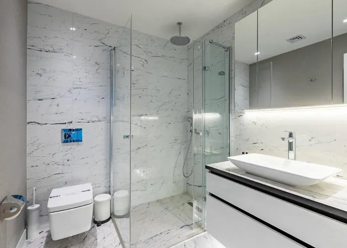 Elegant 1bd Terrace Gem Poolparking! #344 Appartement *