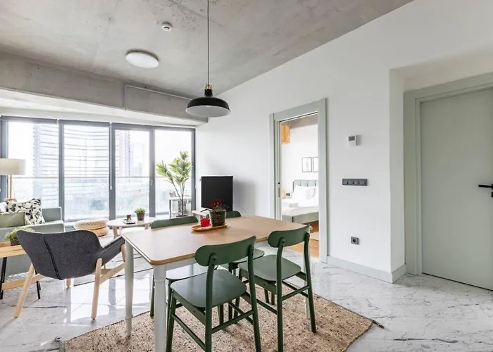 Appartement Elegant 1bd Terrace Gem Poolparking! #344 Istanboel