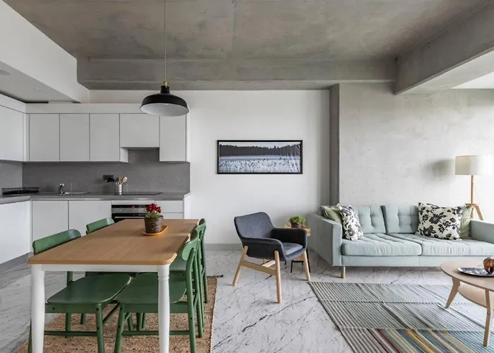 Appartement Elegant 1bd Terrace Gem Poolparking! #344 Istanboel