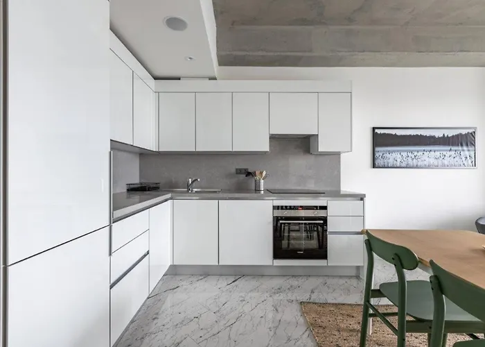 Elegant 1bd Terrace Gem Poolparking! #344