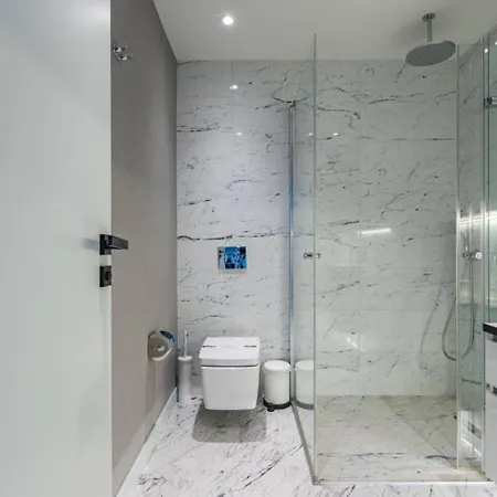 Apartment Elegant 1bd Terrace Gem Poolparking! #344 Istanbul