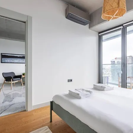 Elegant 1bd Terrace Gem Poolparking! #344