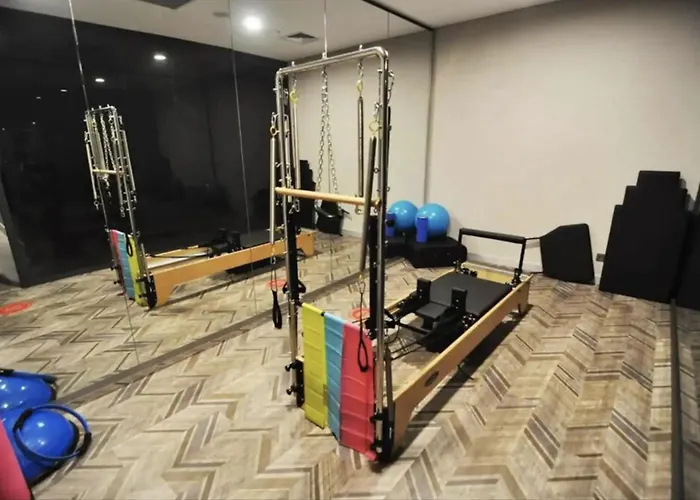 Apartamento Elegant 1bd Terrace Gem Poolparking! #344