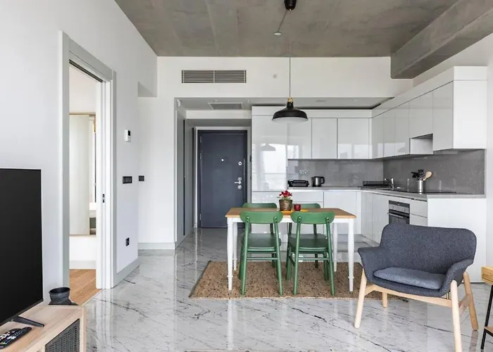 Apartamento Elegant 1bd Terrace Gem Poolparking! #344