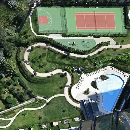 Elegant 1bd Terrace Gem Poolparking! #344 Апартаменты *