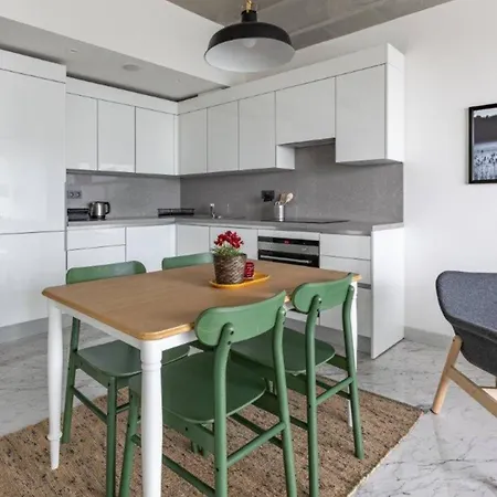 Elegant 1bd Terrace Gem Poolparking! #344 Апартаменты Стамбул